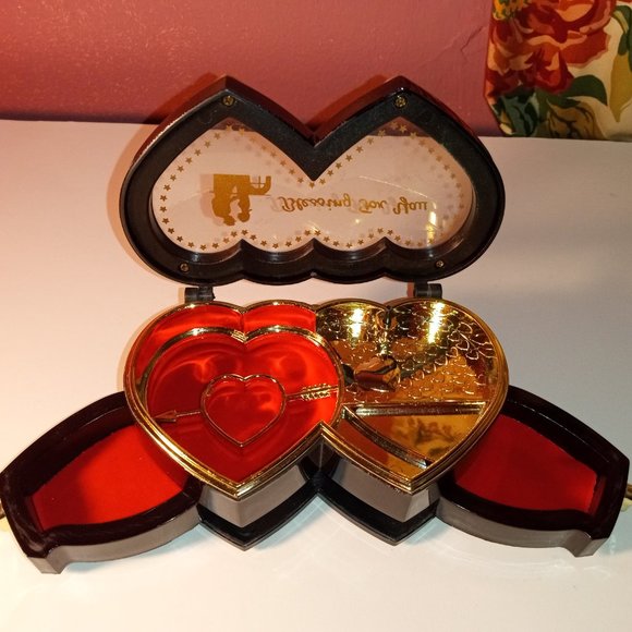 VALENTINES DAY MINI HEART SHAPED 4 1/2" INCH JEWELRY RING BOX DECOR - Picture 9 of 9